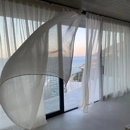 Mare E Pietra -pietra Luxury Pefkali