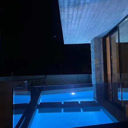 Βίλα Mare E Pietra -pietra Luxury Pefkali