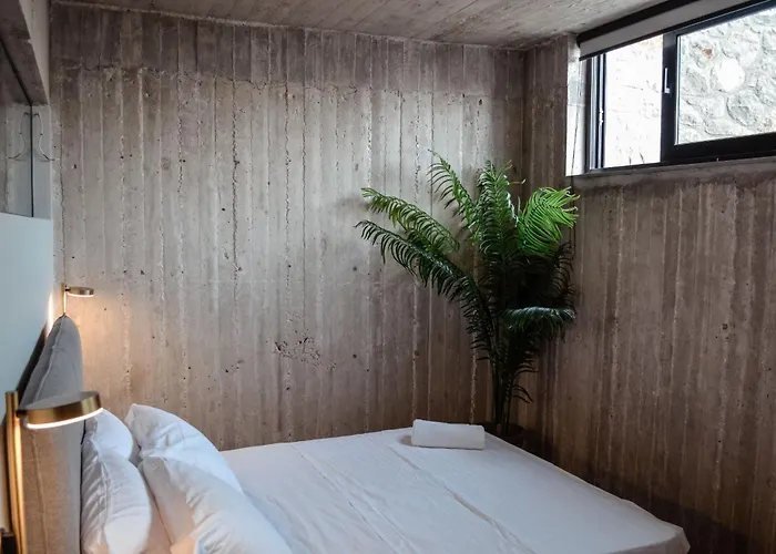 Mare E Pietra -pietra Luxury Pefkali