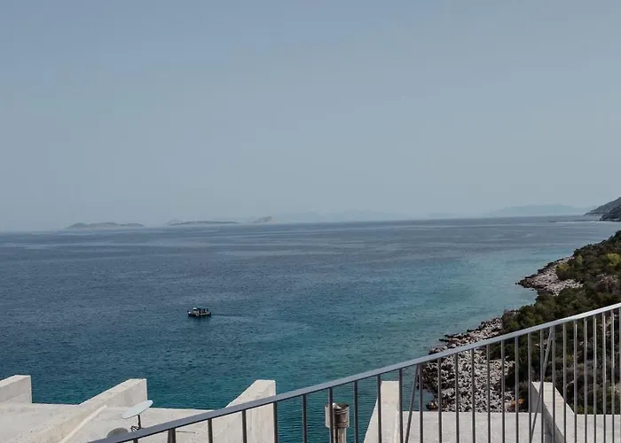 Mare E Pietra -pietra Luxury Βίλα