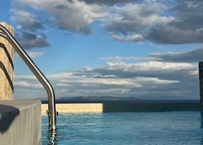 Mare E Pietra -pietra Luxury